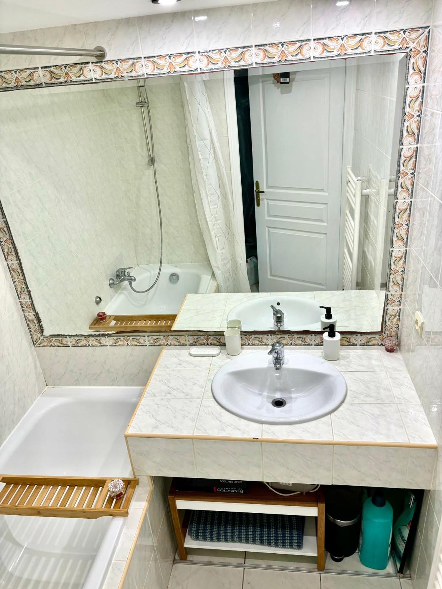 Apartment Beachside With Pool & Garden In Juan Les Pins *